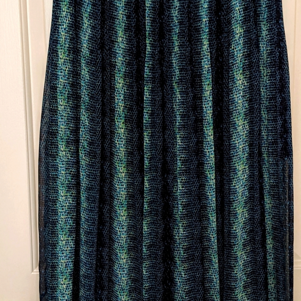 Teal Patterned Maxi Skirt *Sheer* - Med.